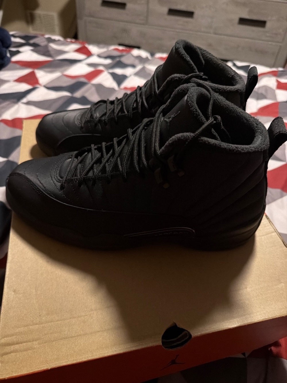 Shoes - Picture 3 of 4